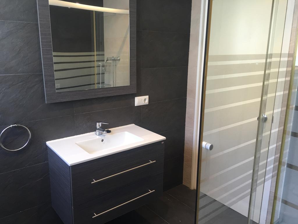 Saval Rits Apartment ซาลอว์ ภายนอก รูปภาพ