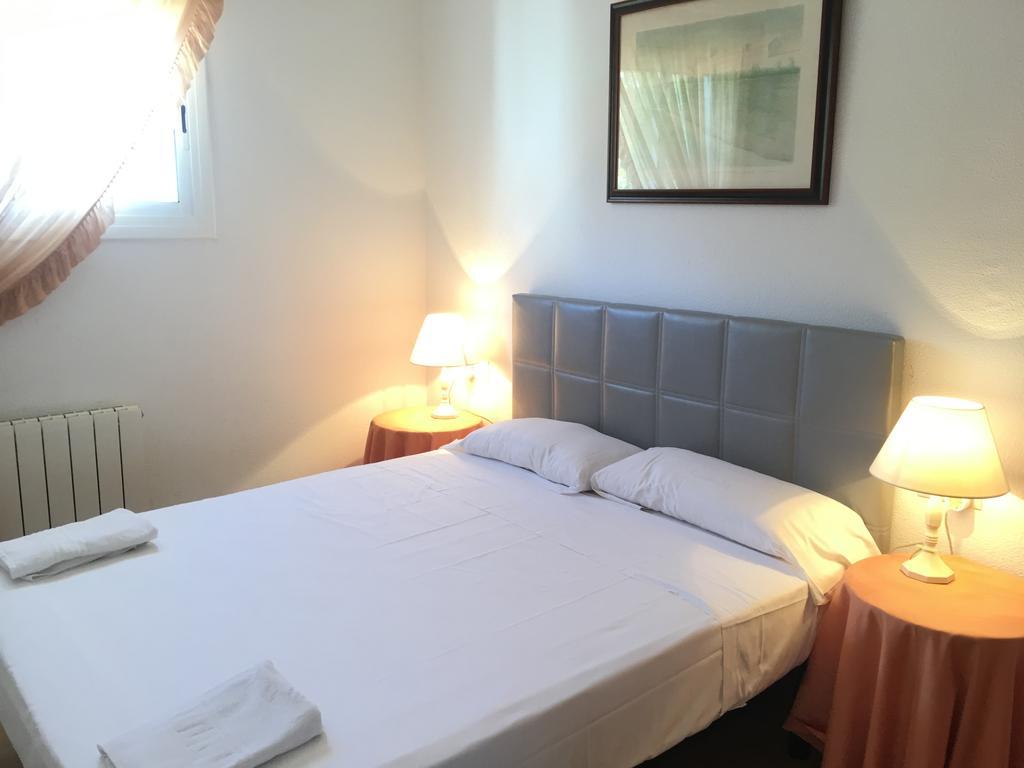 Saval Rits Apartment ซาลอว์ ภายนอก รูปภาพ