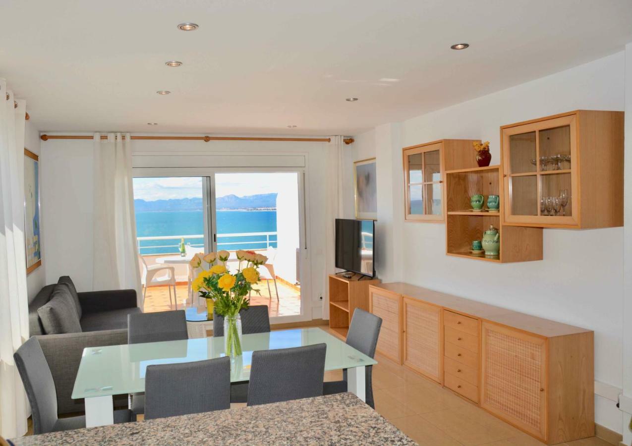Saval Rits Apartment ซาลอว์ ภายนอก รูปภาพ